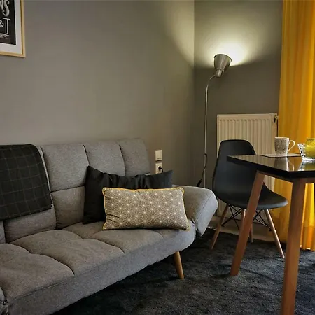 *super* Deal Flat+wifi+netflix+2bikes! Βόλος