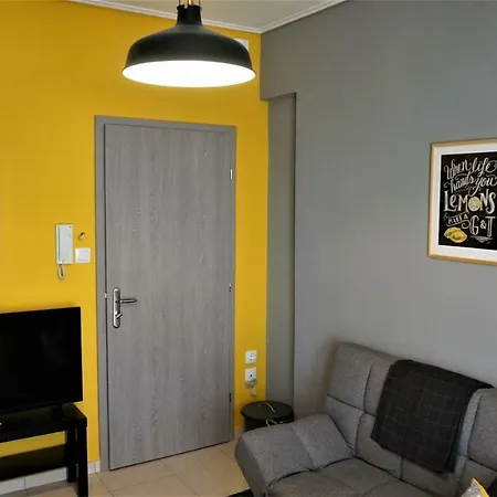 Διαμέρισμα *super* Deal Flat+wifi+netflix+2bikes! *